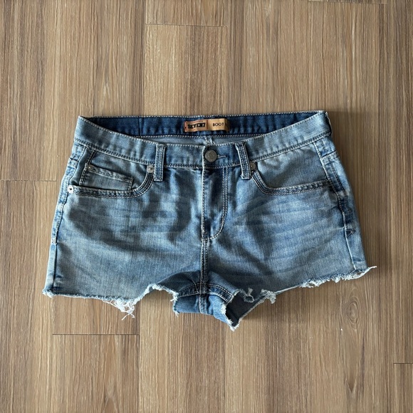 Seven7 Pants - Y2K Seven7 Shorts Blue Denim Light Wash Distressed Cut Off Womens 18 Boho
